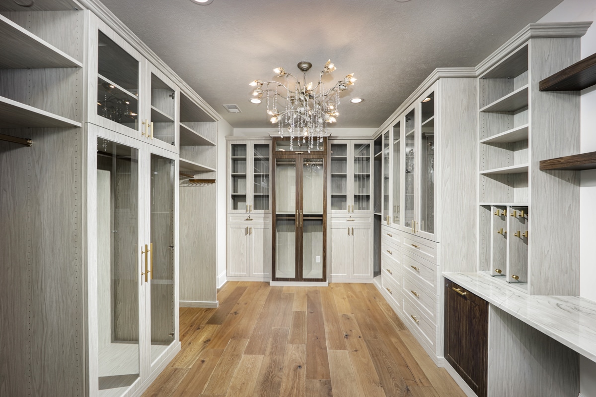 Elevate Your Closet Experience: Embracing Trends in Custom Closet Design